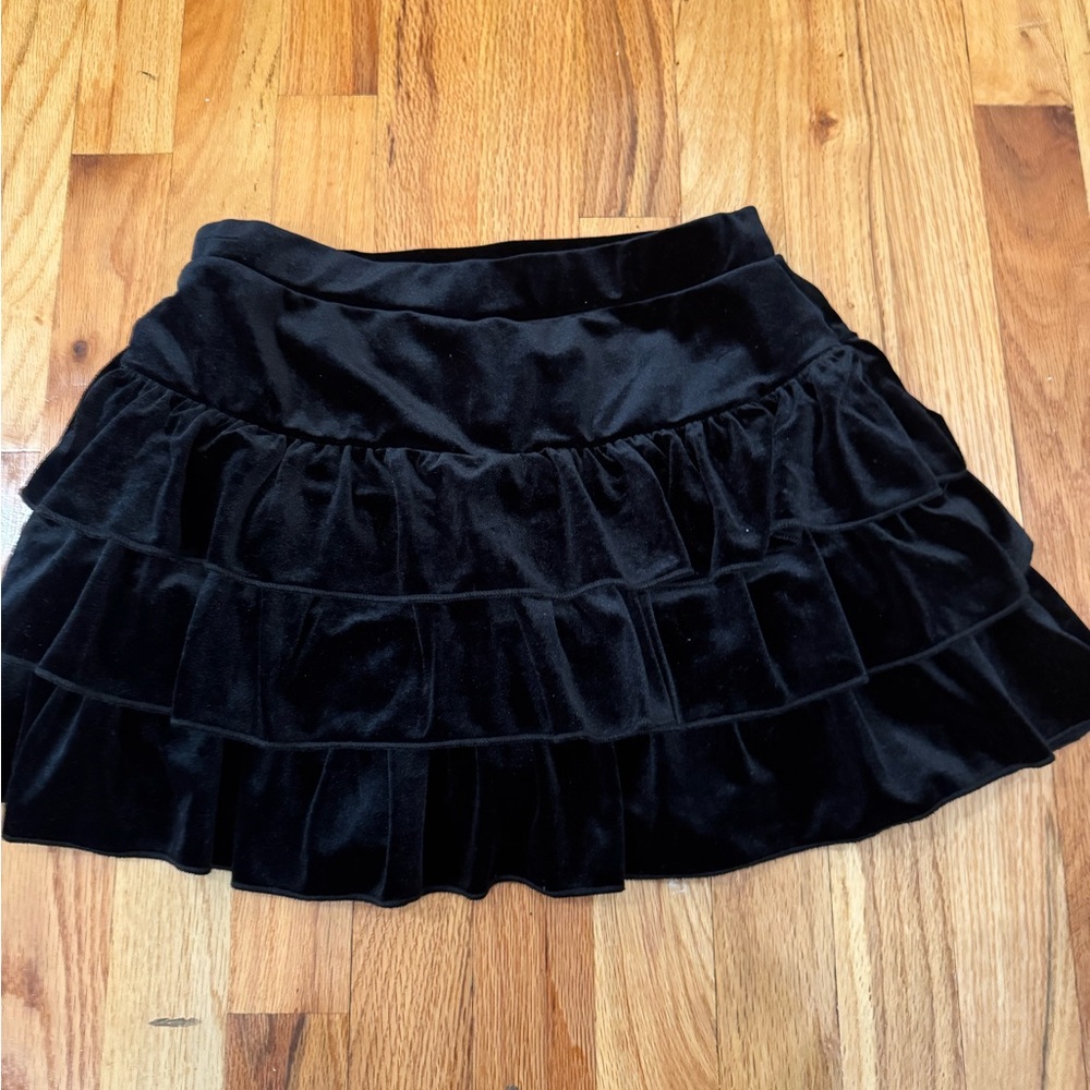 Chaser Black Velvet Tiered Skort